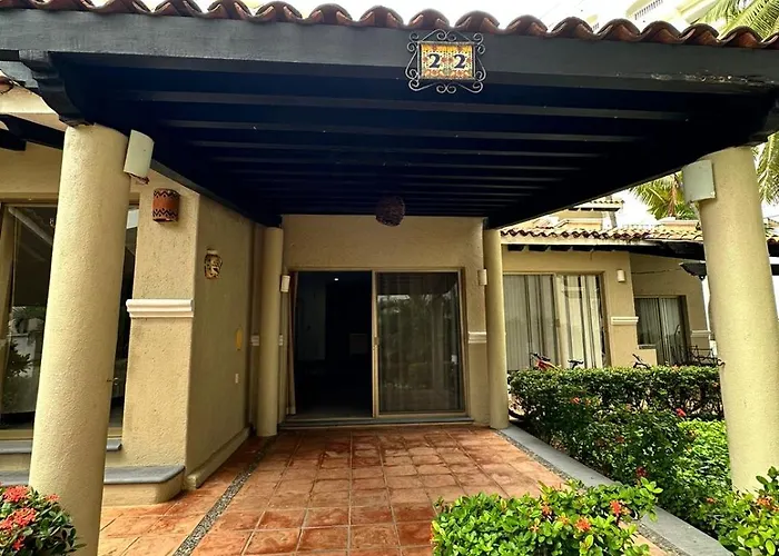 Aca Suites Ixtapa
